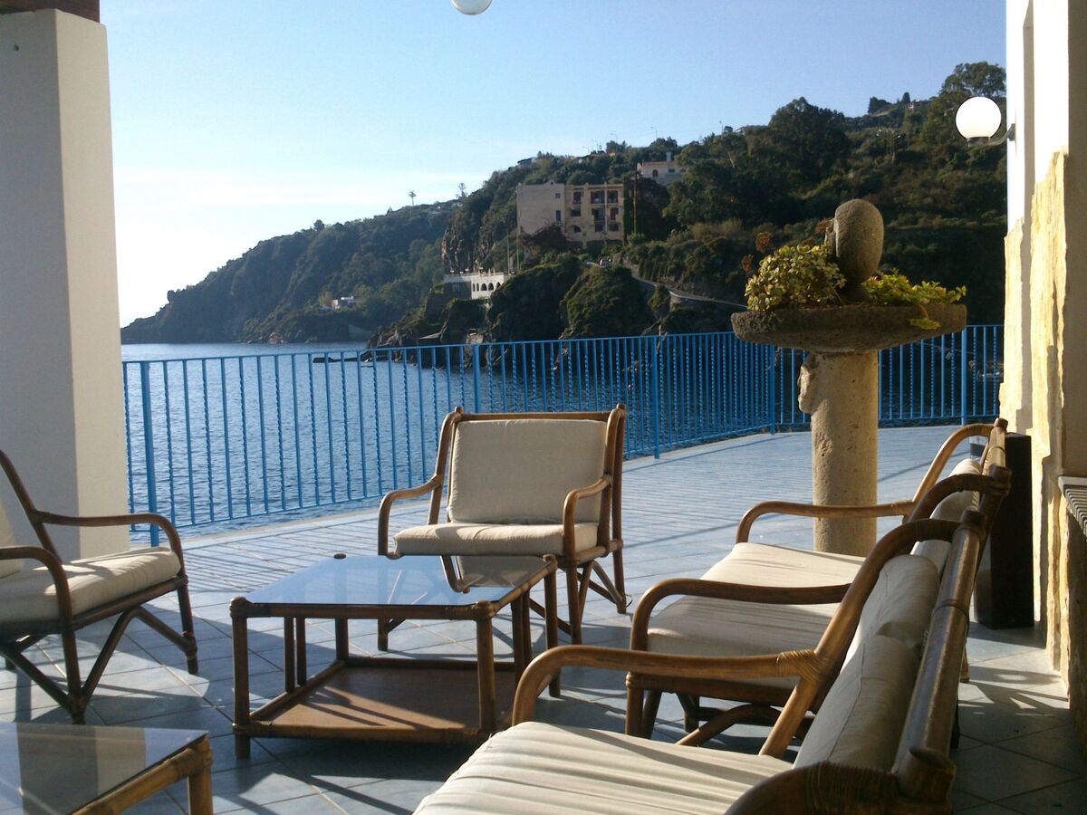Chambre vue mer aux Eolie – Lipari, direct plage - Photo 4
