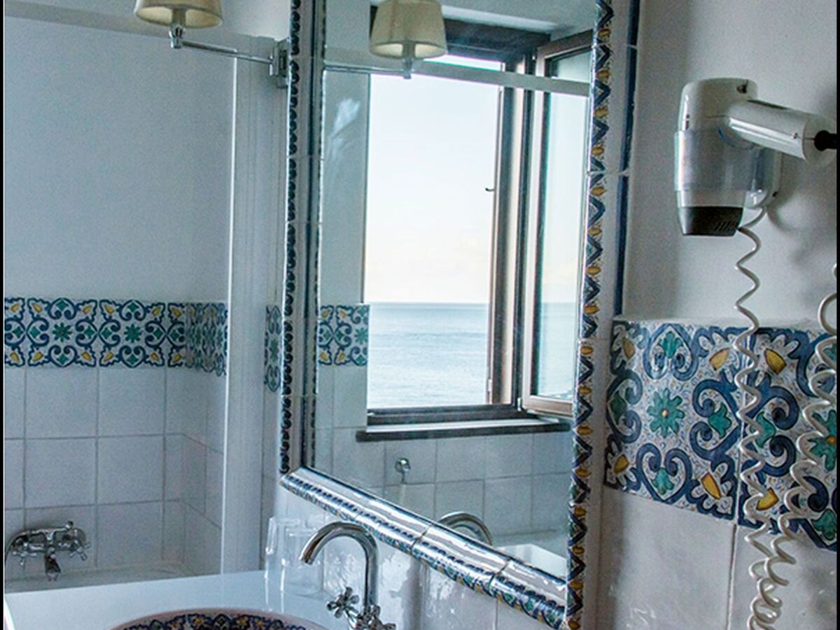 Chambre vue mer aux Eolie – Lipari, direct plage - Photo 27