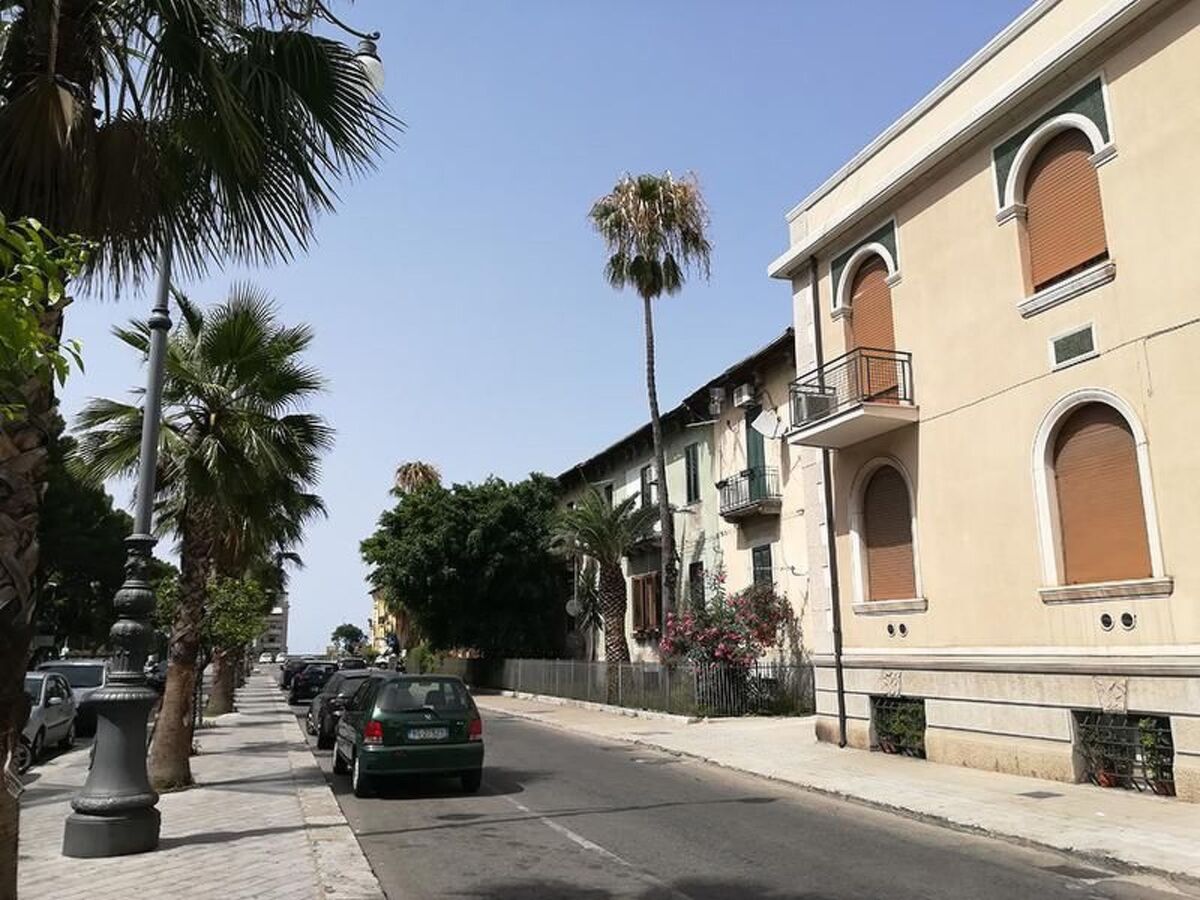 Studio avec kitchenette à 300m des plages, Reggio Calabria - Photo 1