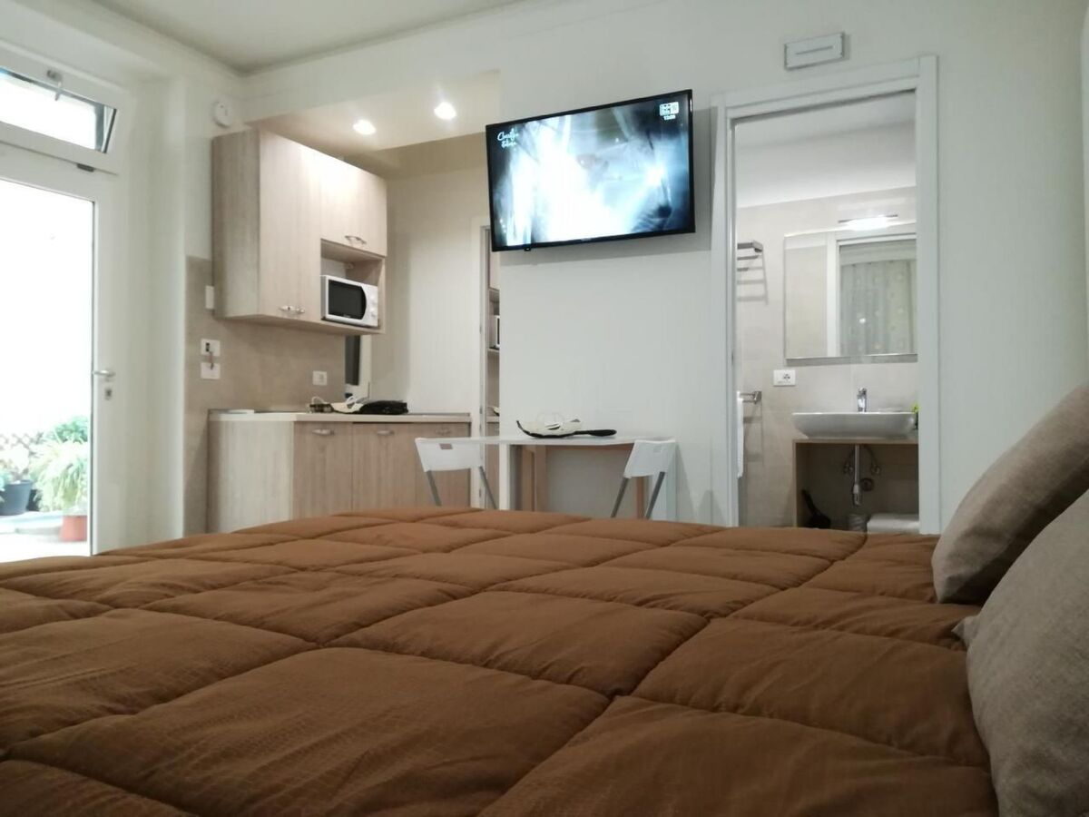 Studio avec kitchenette à 300m des plages, Reggio Calabria - Photo 3