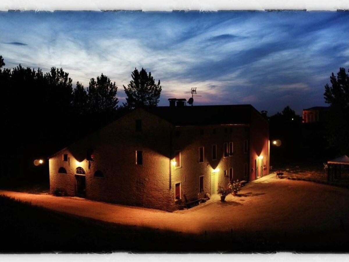 Studio Corte Stellata à Bondeno, ancienne ferme avec jardin - Photo 8