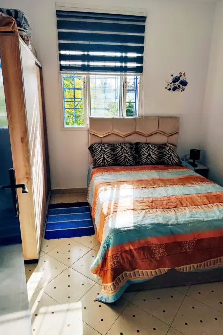 Appartement RDC avec balcon et jardin à Tanger, 2 chambres : photo 2
