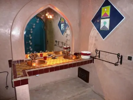 Le Jardin aux Etoiles : maison avec piscine privée à Sidi Boumoussa : photo 21