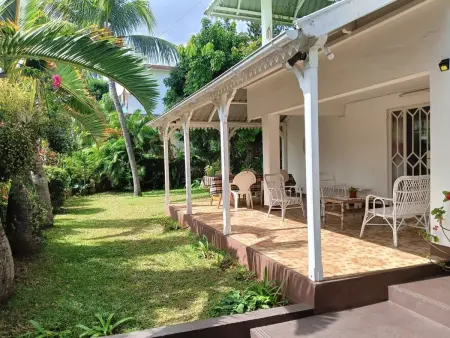 R Garden Pointe-aux-Sables : appartement 1 chambre, jardin privé : photo 15