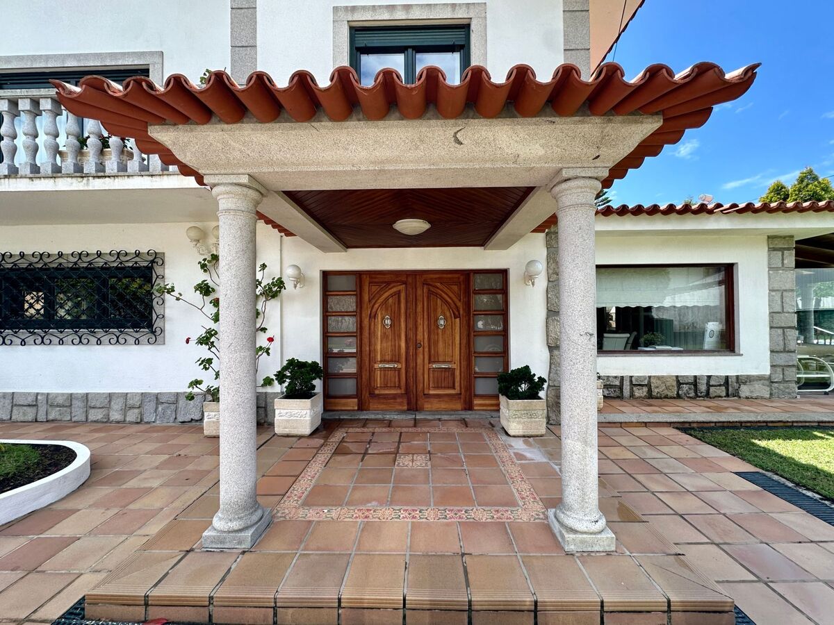 Maison 400 m² avec piscine à 350 m de la plage - Photo 4