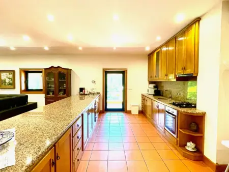 Villa 6 chambres avec piscine 6x12m et terrain de jeux - Photo 10
