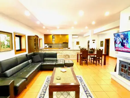 Villa 6 chambres avec piscine 6x12m et terrain de jeux - Photo 16