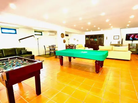 Villa 6 chambres avec piscine 6x12m et terrain de jeux - Photo 32