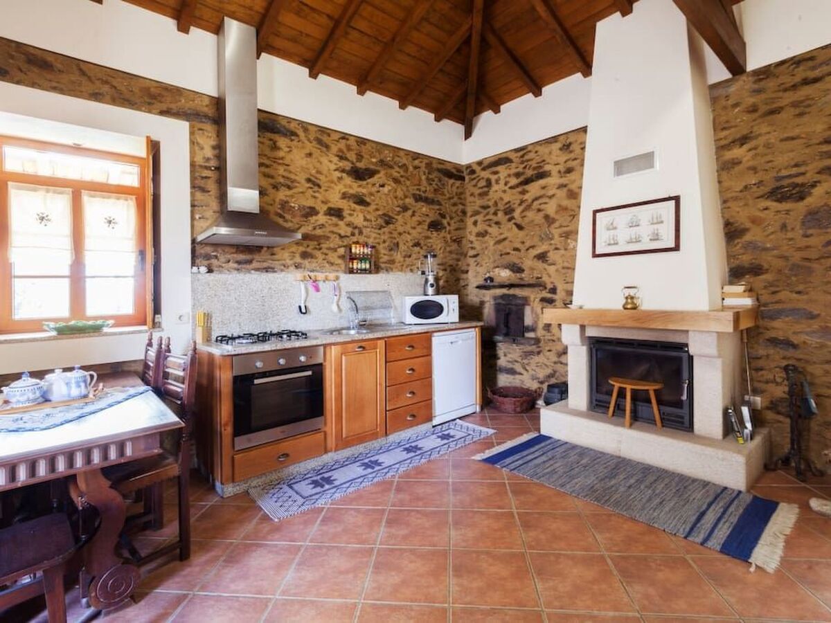 Maison 5 pers. avec piscine, jardin et grill à Espinho - Photo 21