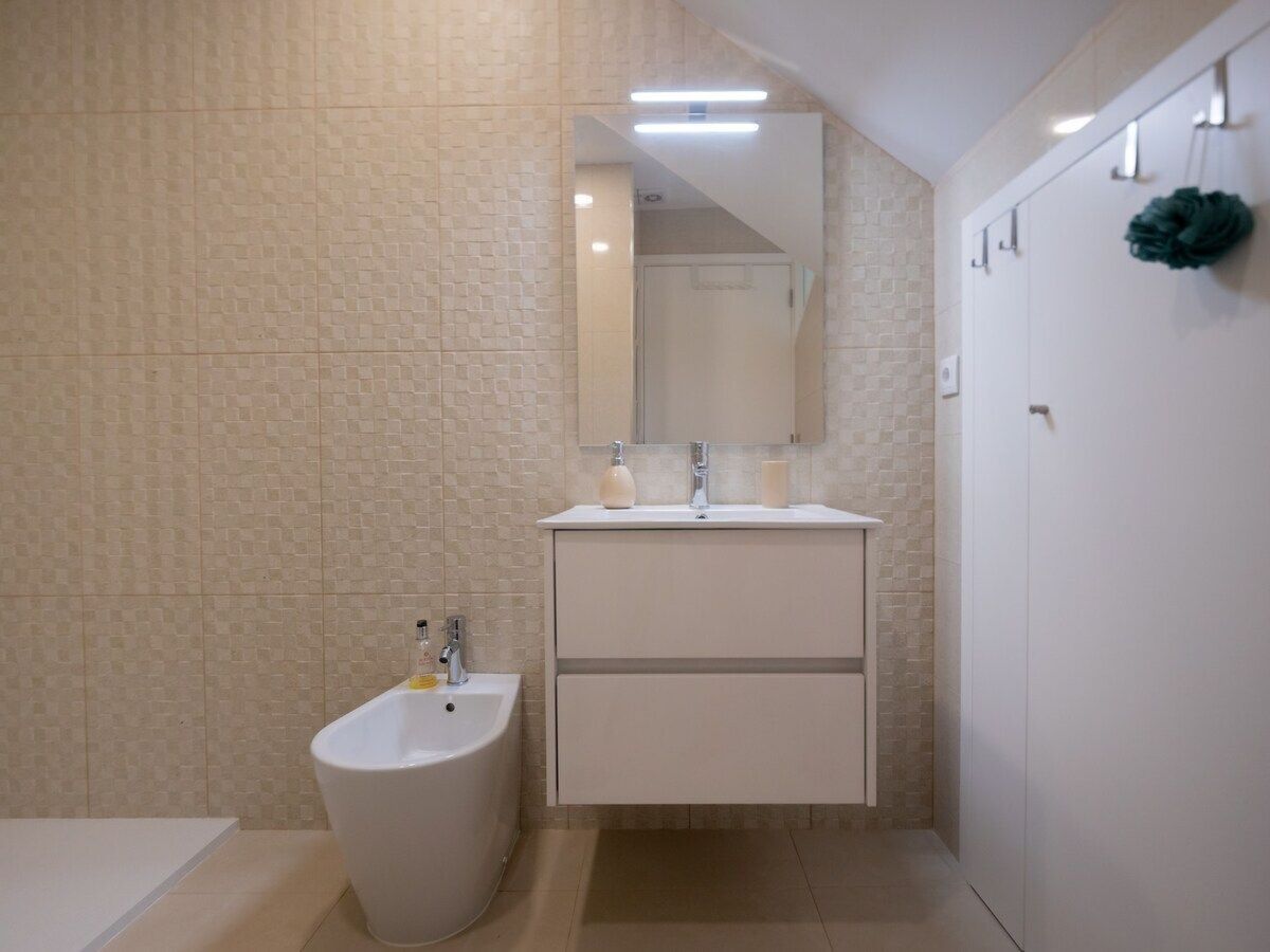 Appartement Beira Mar avec patio, centre historique Aveiro - Photo 11