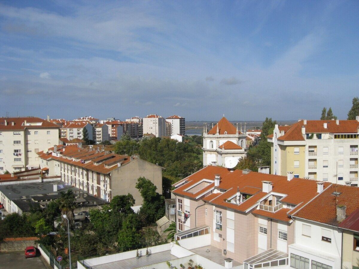 Appartement 4 pers. à Aveiro, 6e étage avec terrasse - Photo 9