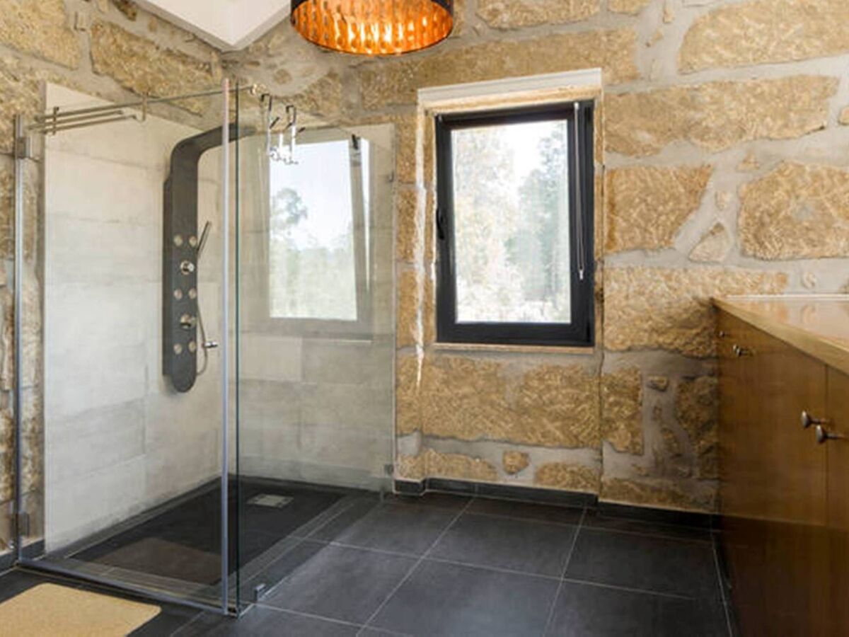 Maison rénovée 4 chambres, piscine et accès ecopista à Tondela - Photo 32