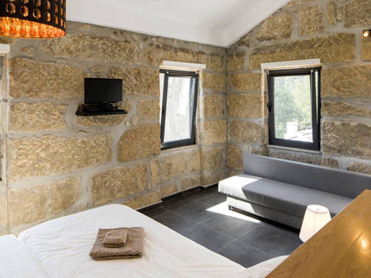 Maison rénovée 4 chambres, piscine et accès ecopista à Tondela - Photo 35