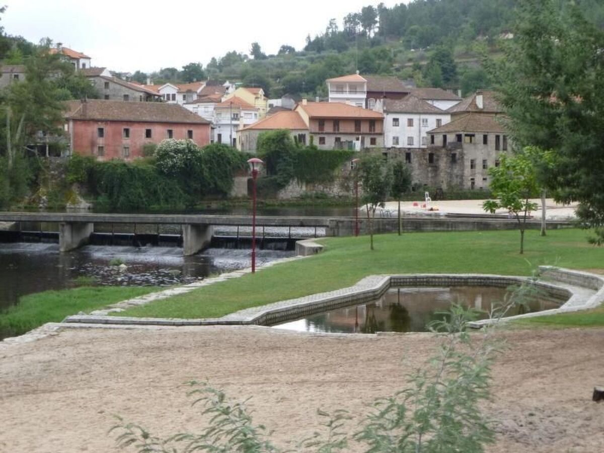 Maison 1200m² jardin avec terrasse à Anceriz - Photo 33