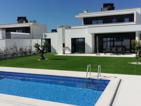 Location maison à Famalicão, Neue moderne Villa mit privatem Pool