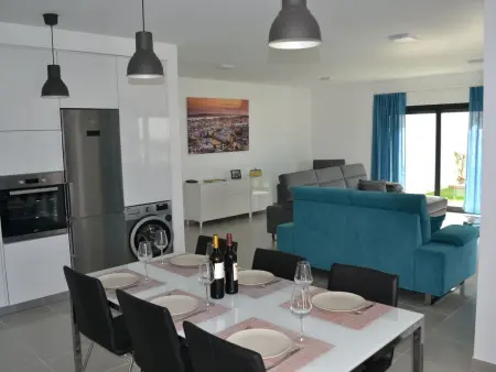 Villa moderne avec piscine privée à Famalicão : photo 13