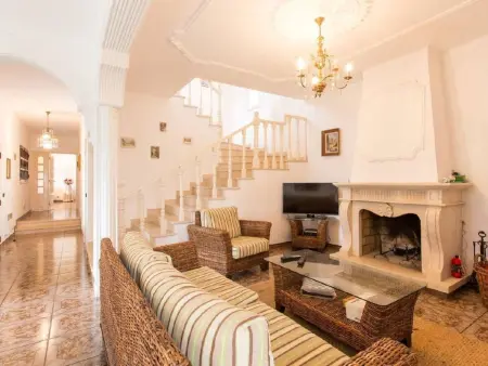 Maison 4 chambres avec piscine privée à Famalicão : photo 2