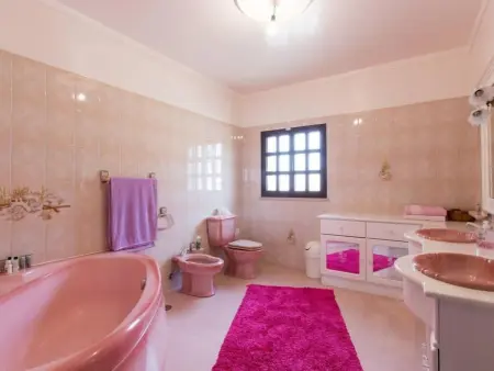 Maison 4 chambres avec piscine privée à Famalicão : photo 24