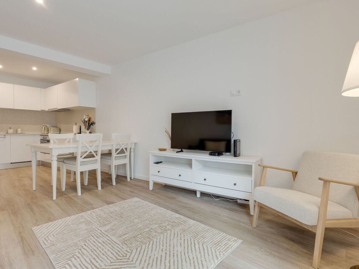 Appartement 2 chambres à Machico avec cuisine équipée - Photo 4