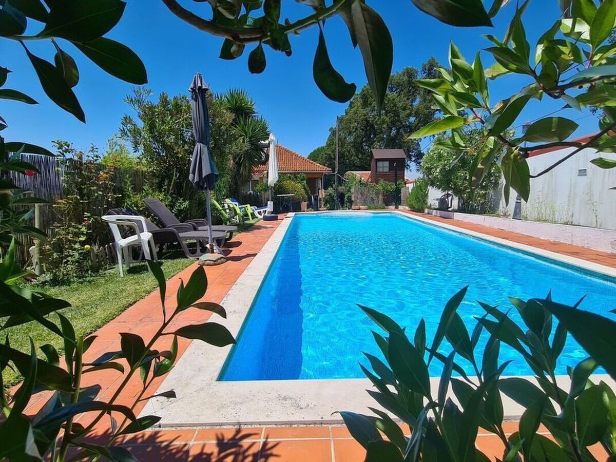 Maison de ferme dans les vignes à Ribafria, piscine - Photo 1