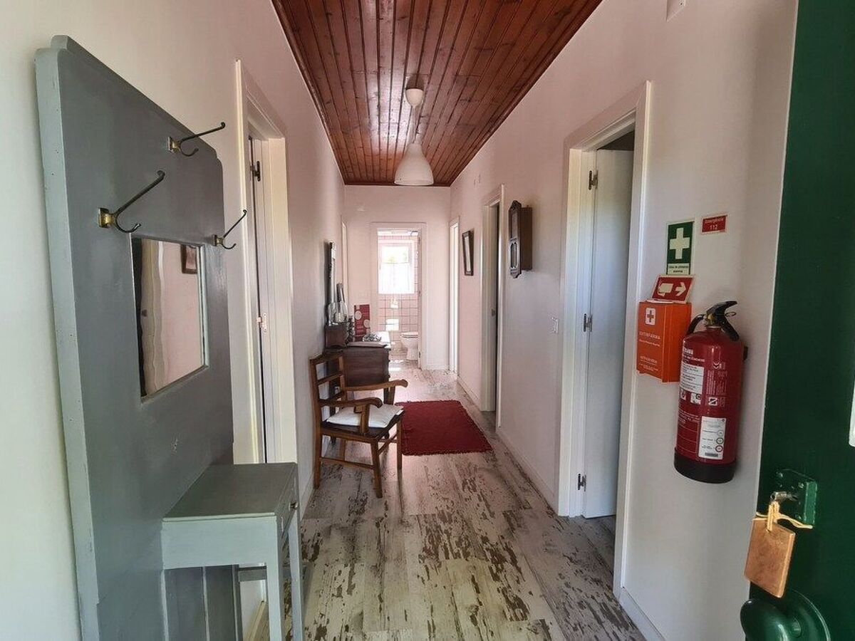 Maison de ferme dans les vignes à Ribafria, piscine - Photo 15