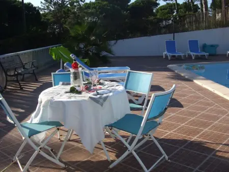 Bungalow avec piscine privée chauffée à Colares : photo 4