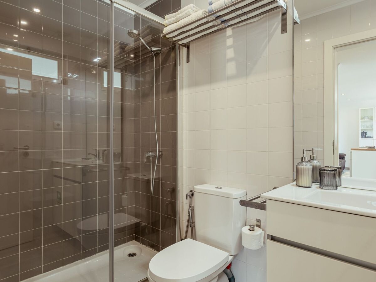 Maison 1 chambre à Algés avec petite piscine commune - Photo 19