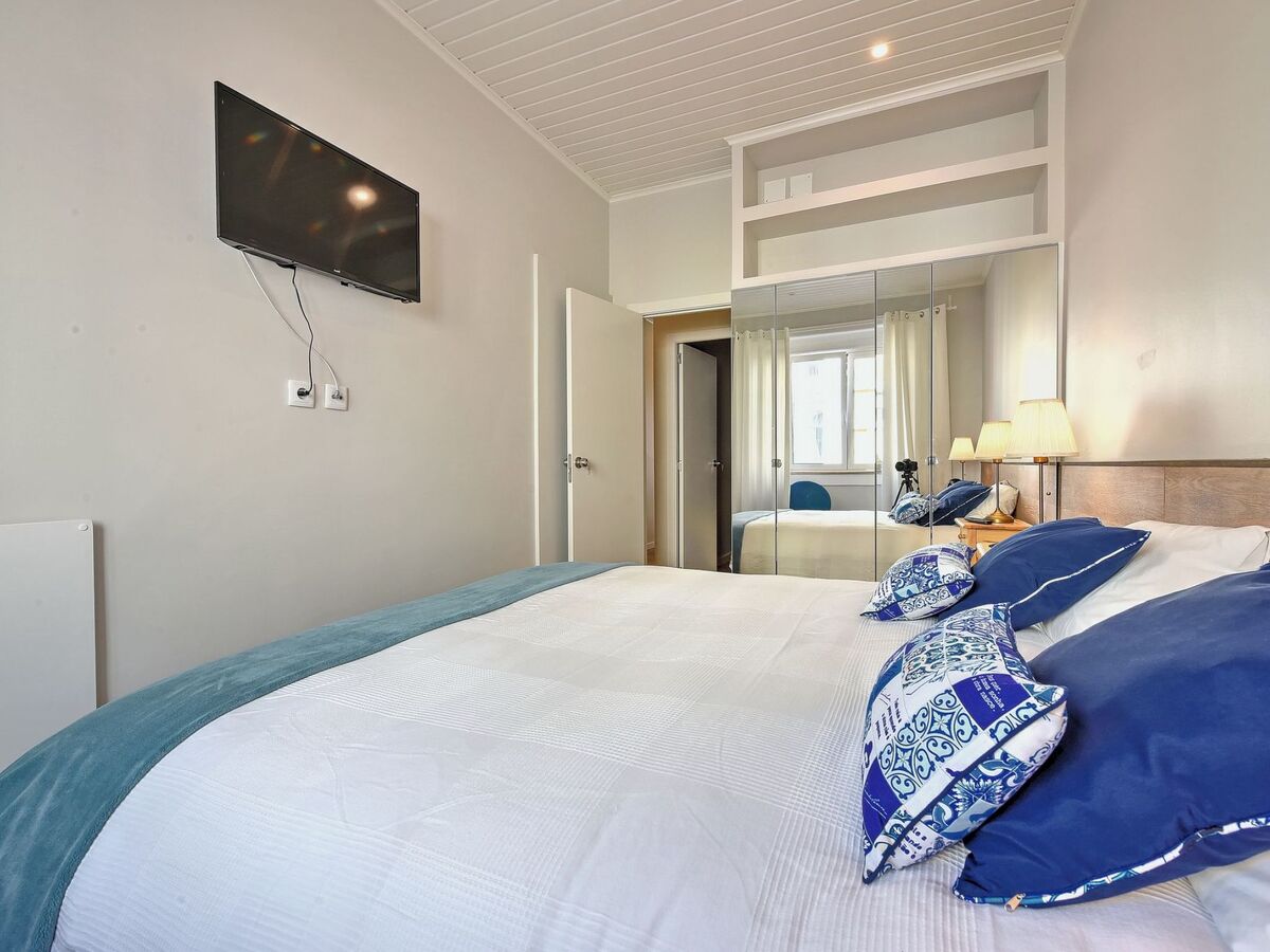 Appartement 55m² vue fleuve et balcon, centre Lisbonne - Photo 9
