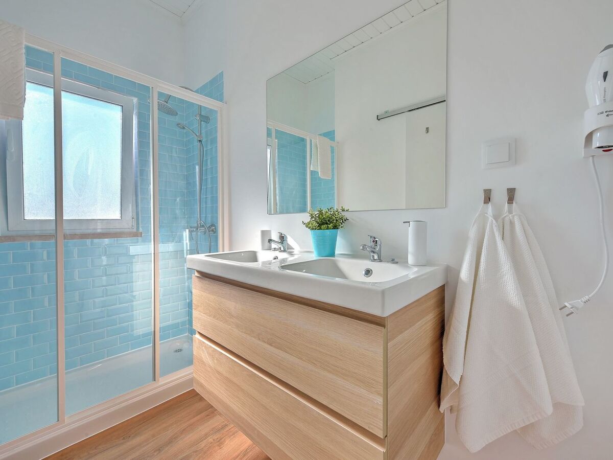Appartement 55m² vue fleuve et balcon, centre Lisbonne - Photo 18