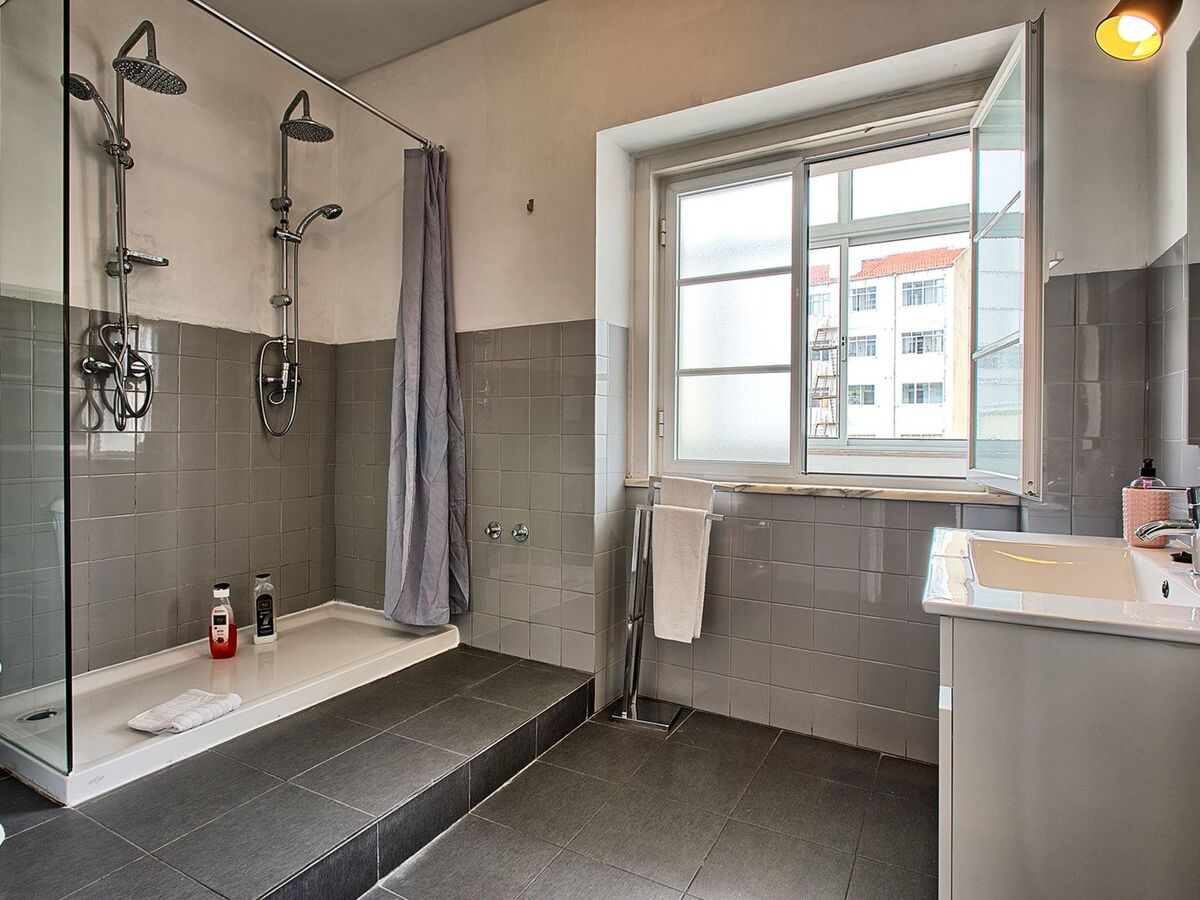 Maison 9 chambres à Lisbonne, 30 personnes - Photo 31
