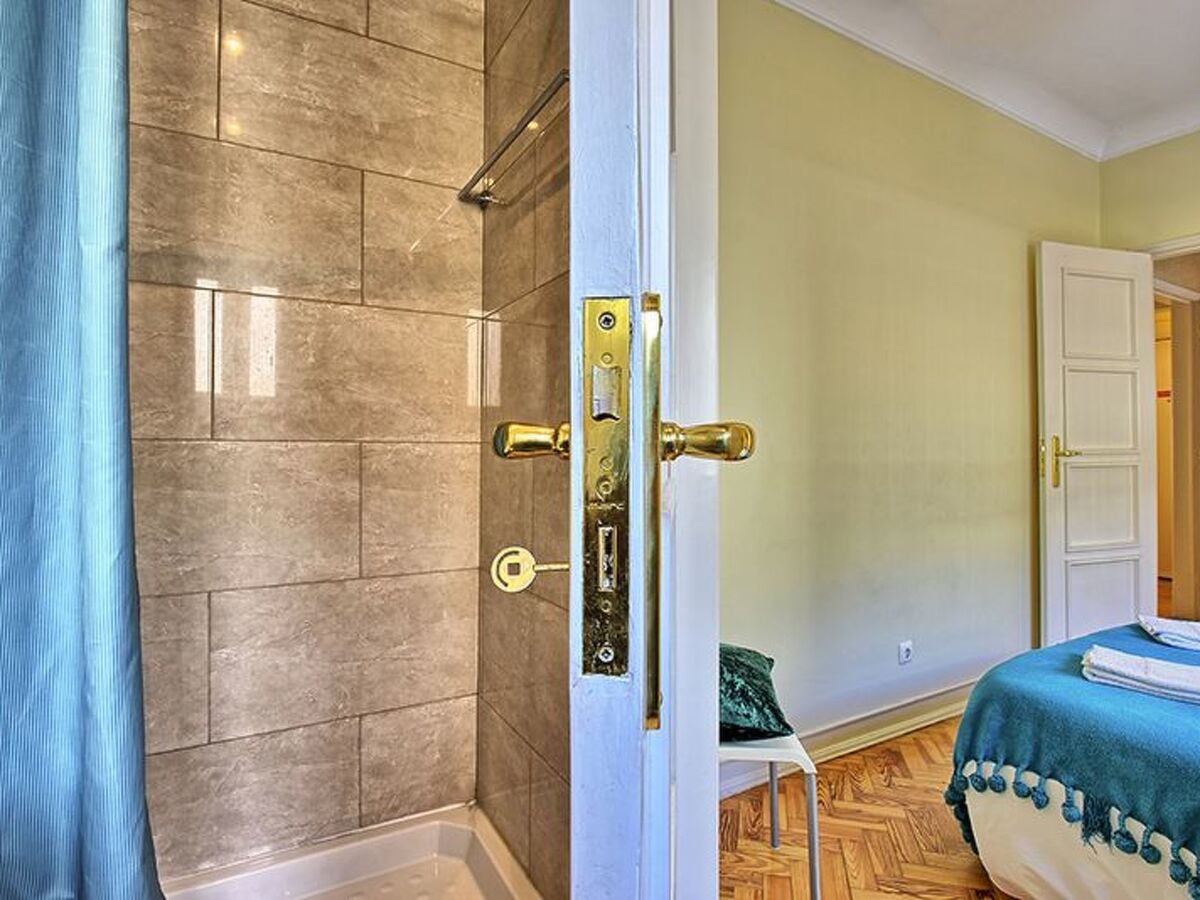 Admiral 2 : appartement 4 chambres, 12 personnes à Lisbonne - Photo 27