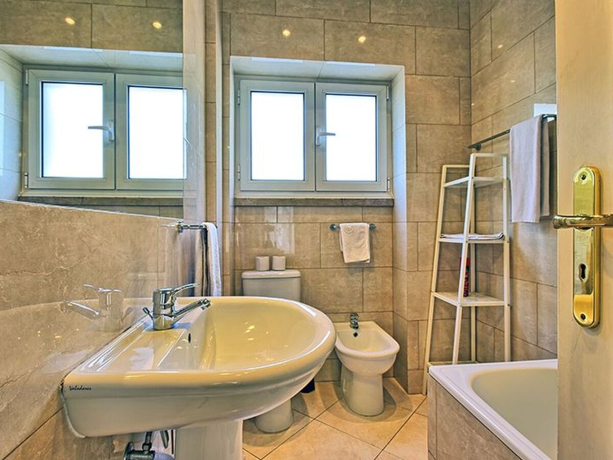 Admiral 2 : appartement 4 chambres, 12 personnes à Lisbonne - Photo 28