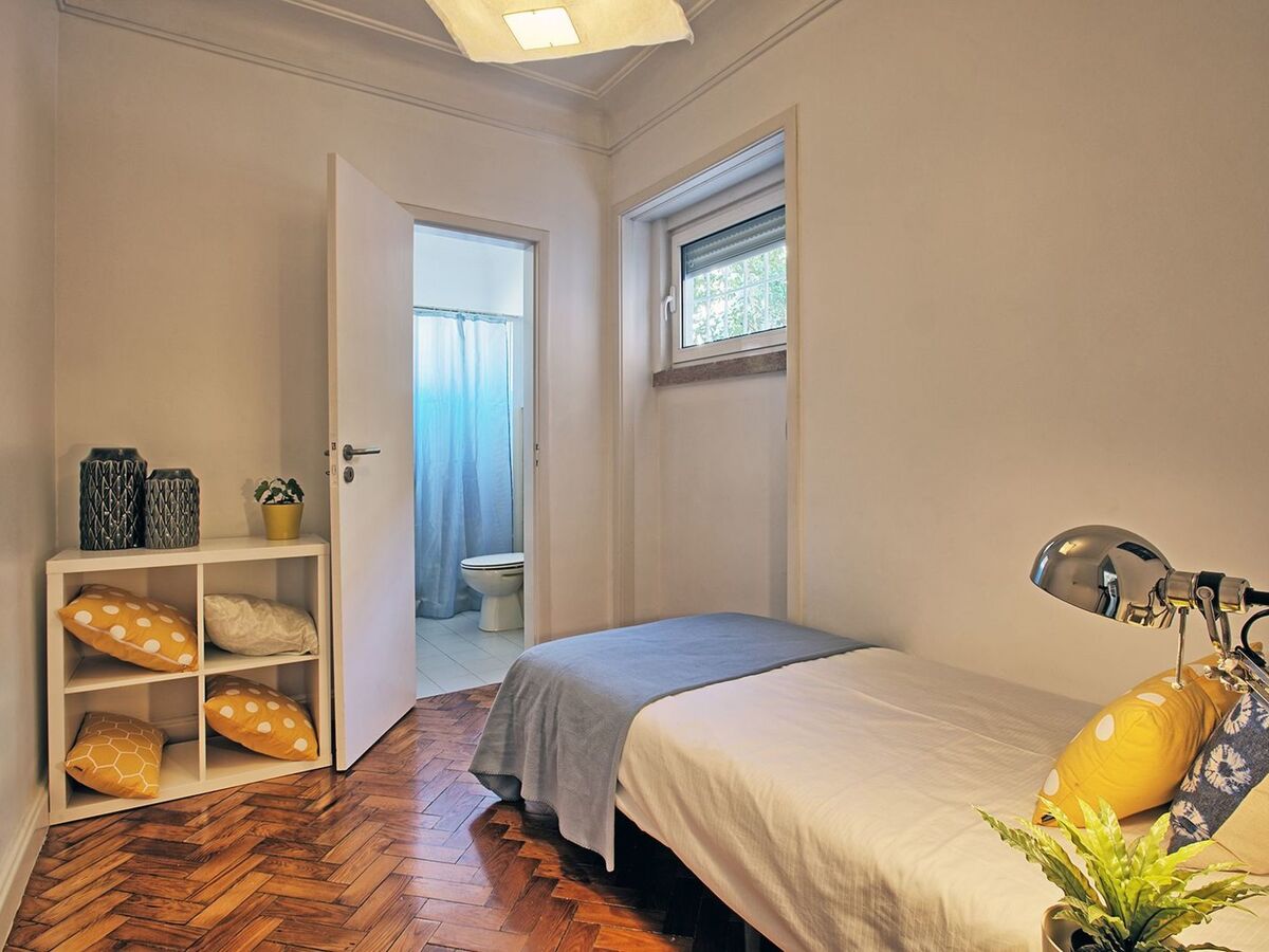 Appartement 5 chambres avec terrasse à Lisbonne - Photo 8