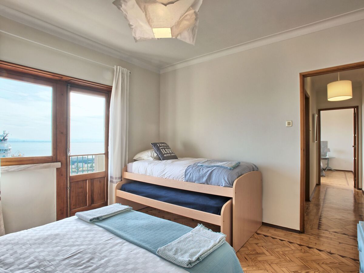 Appartement 6 chambres pour 18 personnes à Lisbonne - Photo 19