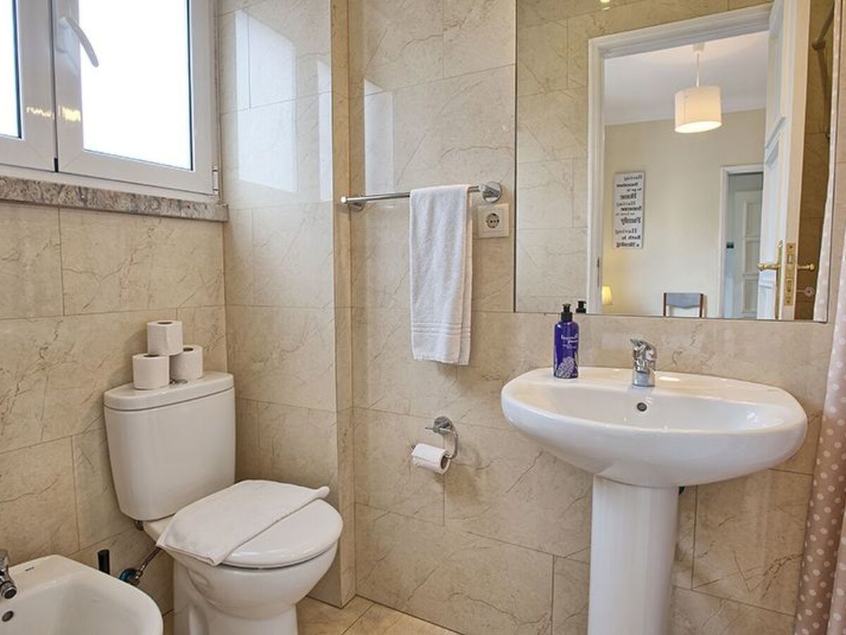 Appartement 4 chambres, 10 pers., balcon - Lisbonne - Photo 15