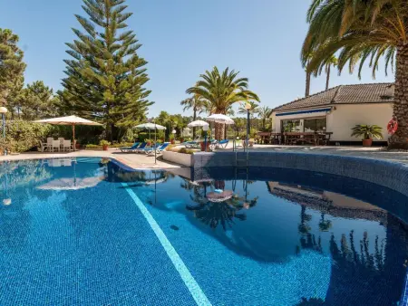 Location maison à Seixal, Villa das Palmeiras mit großem Schwimmbad