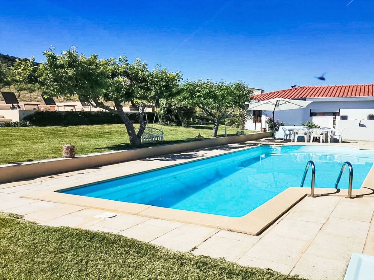 Maison de ferme avec piscine privée à 10 km du Douro - Photo 1