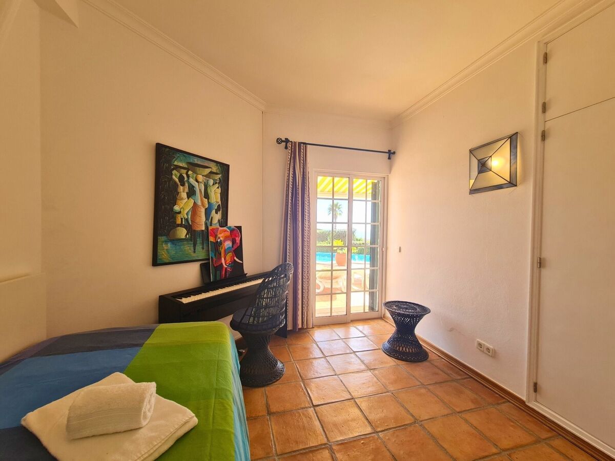 Villa Doce Vida – Maison Lagos, piscine & vue baie - Photo 18