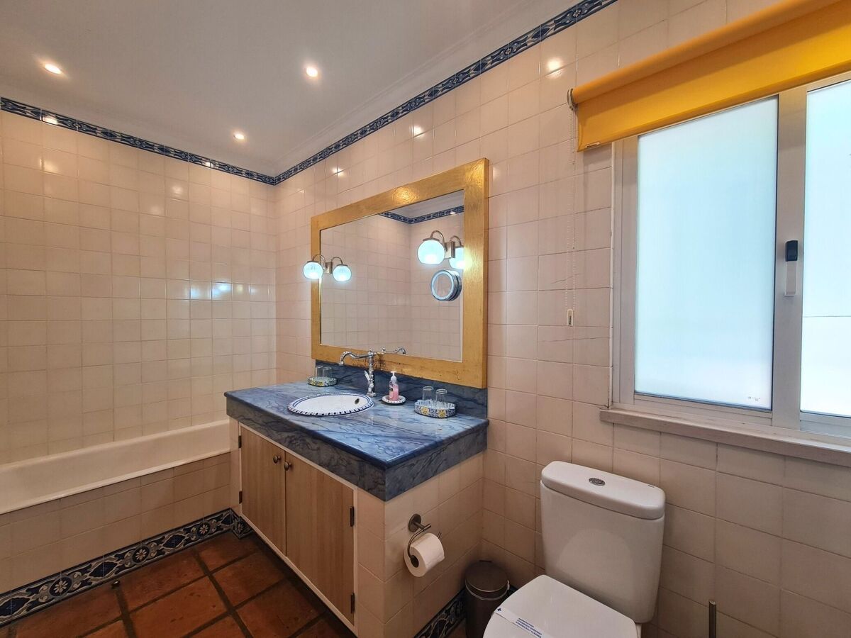 Villa Doce Vida – Maison Lagos, piscine & vue baie - Photo 24