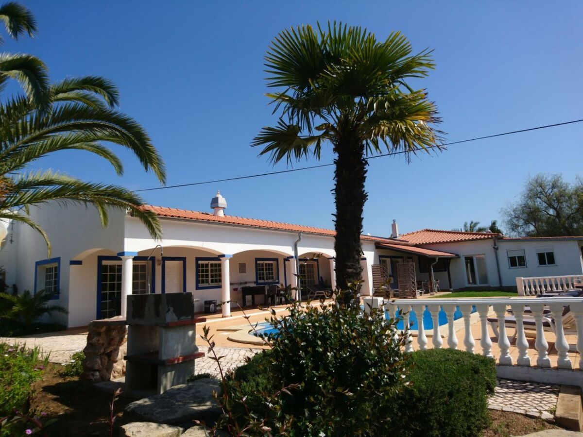 Appartement 2 chambres avec terrasse et piscine commune à Lagos - Photo 1