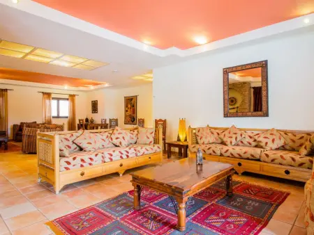 Villa Mouraria, 16 personnes avec piscine et court de tennis : photo 10