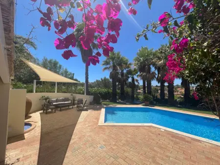 Luxuriöse Villa - Privater Pool und schöner Gart - Photo 37