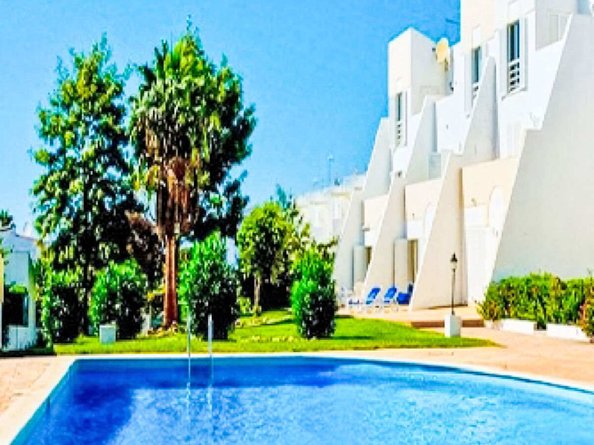 Maison 3 chambres avec patio et piscine à Albufeira - Photo 1