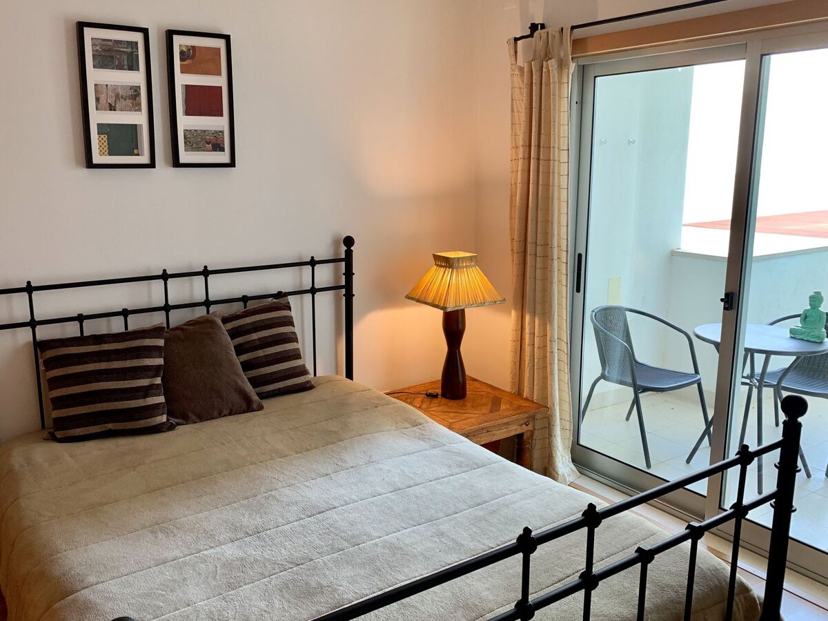 Appartement neuf à Albufeira, balcon sur piscine - Photo 5