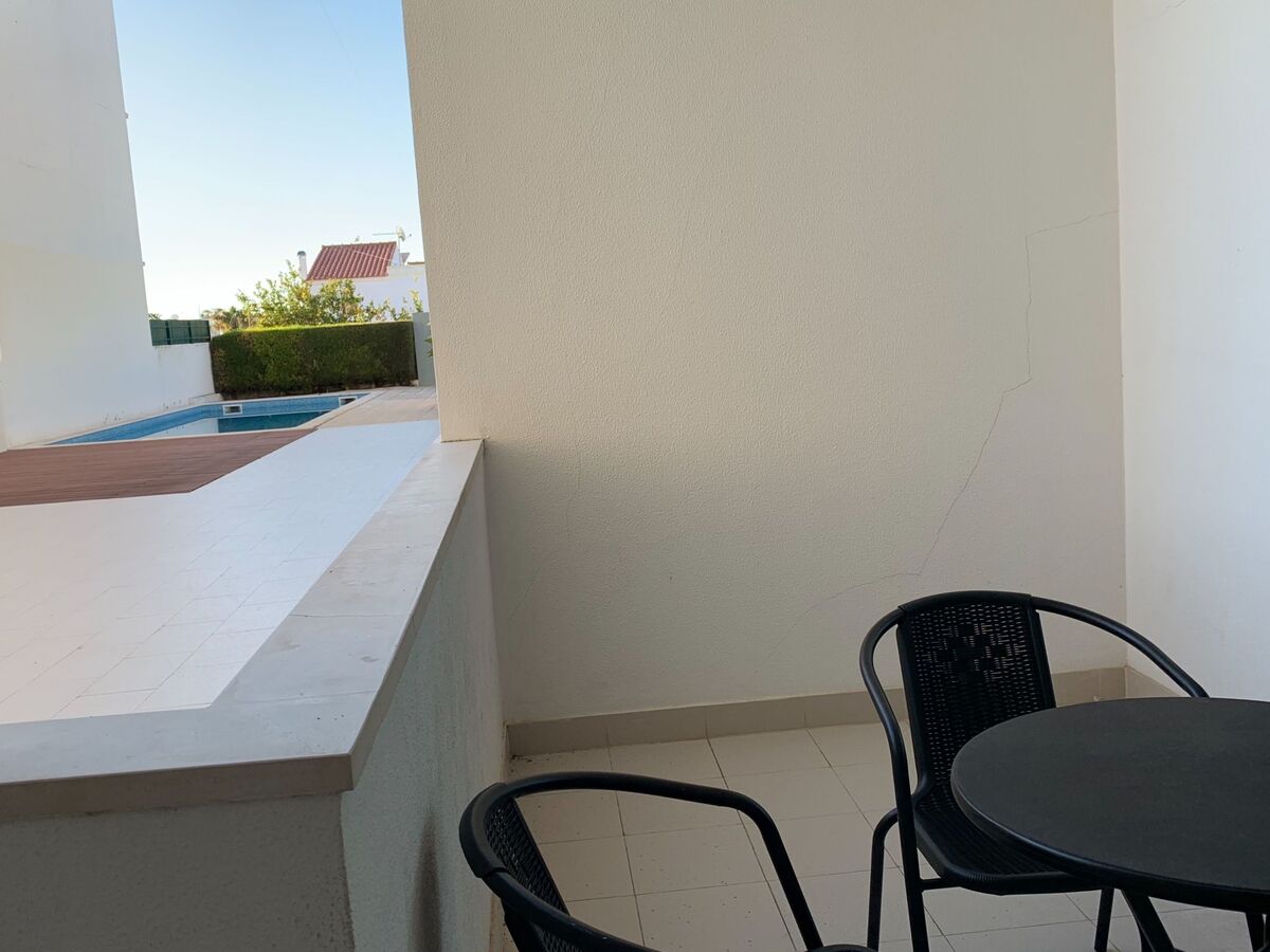 Appartement neuf à Albufeira, balcon sur piscine - Photo 6