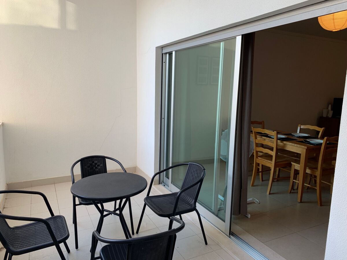Appartement neuf à Albufeira, balcon sur piscine - Photo 8