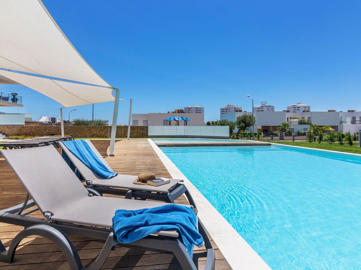Appartement Garden Design à Albufeira – piscine et terrasse - Photo 3
