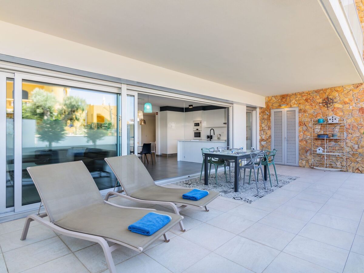 Appartement Garden Design à Albufeira – piscine et terrasse - Photo 7