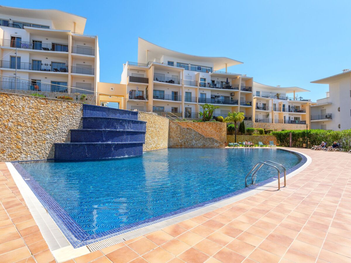 Appartement avec terrasse, 2 piscines, à 300 m du Strip – Albufeira - Photo 2