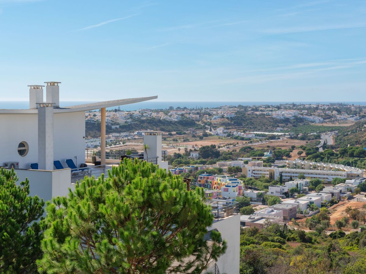 Appartement avec terrasse, 2 piscines, à 300 m du Strip – Albufeira - Photo 6